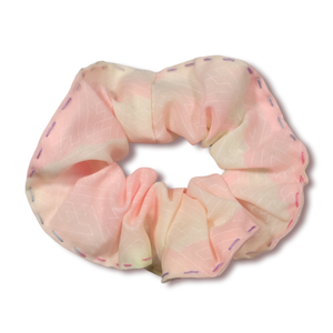 THE MARU UPCYCLED VINTAGE FABRIC SCRUNCHIE : Cotton Candy Clouds